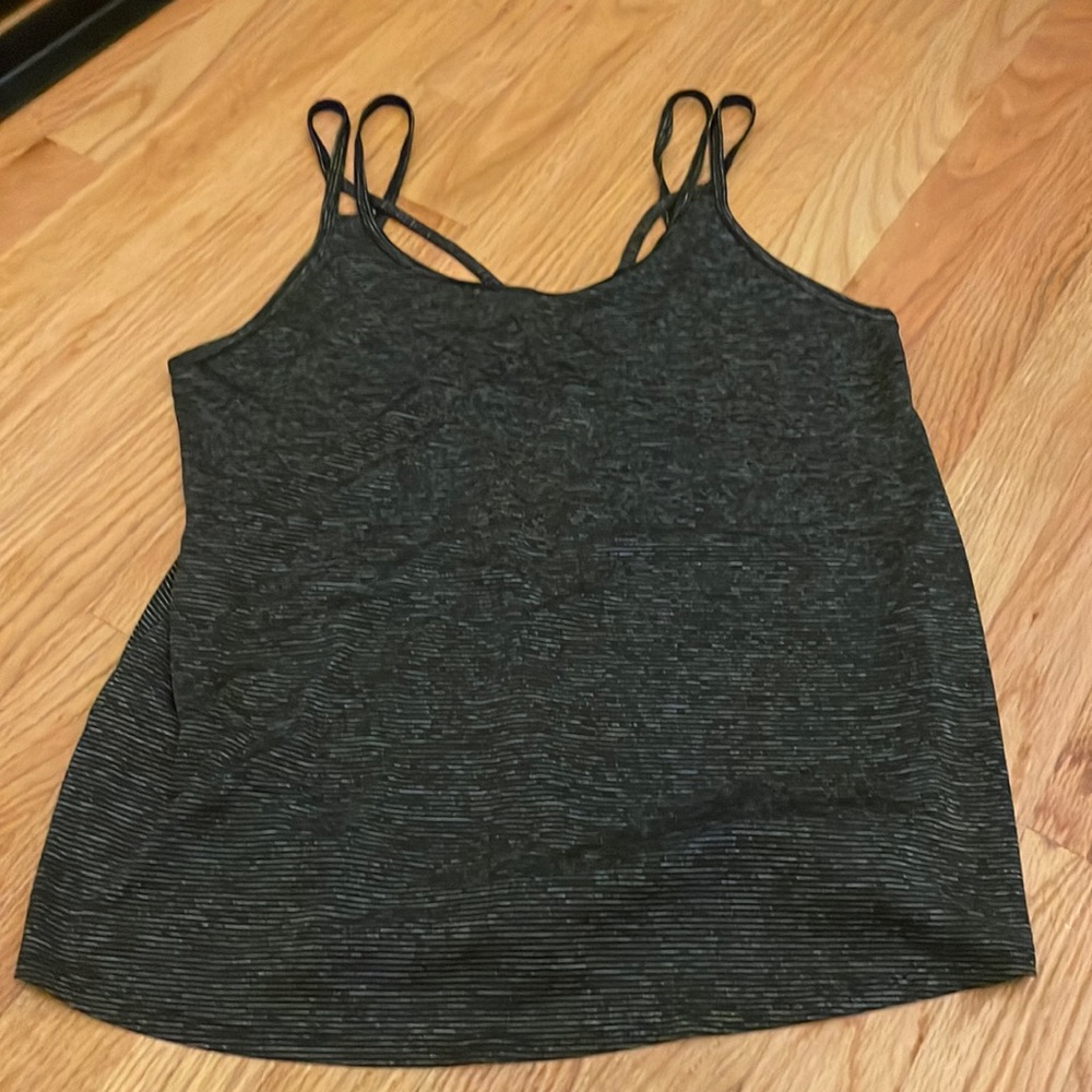 Never worn perfect condition work out tank